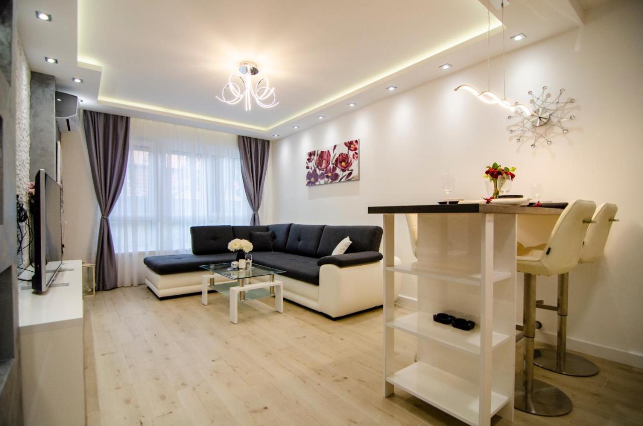 Apartman Mdb Lux Σουμπότικα Εξωτερικό φωτογραφία