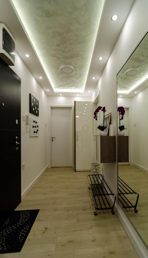 Apartman Mdb Lux Σουμπότικα Εξωτερικό φωτογραφία