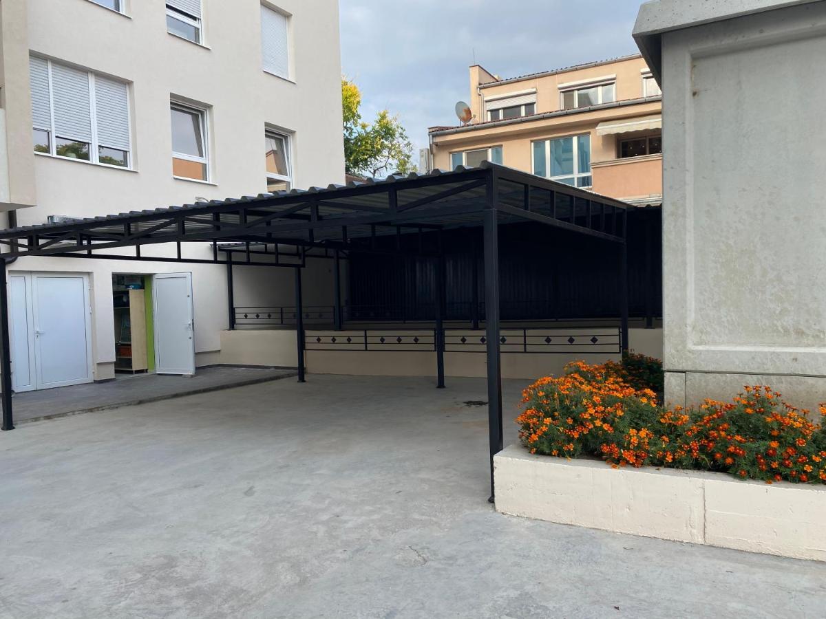 Apartman Mdb Lux Σουμπότικα Εξωτερικό φωτογραφία